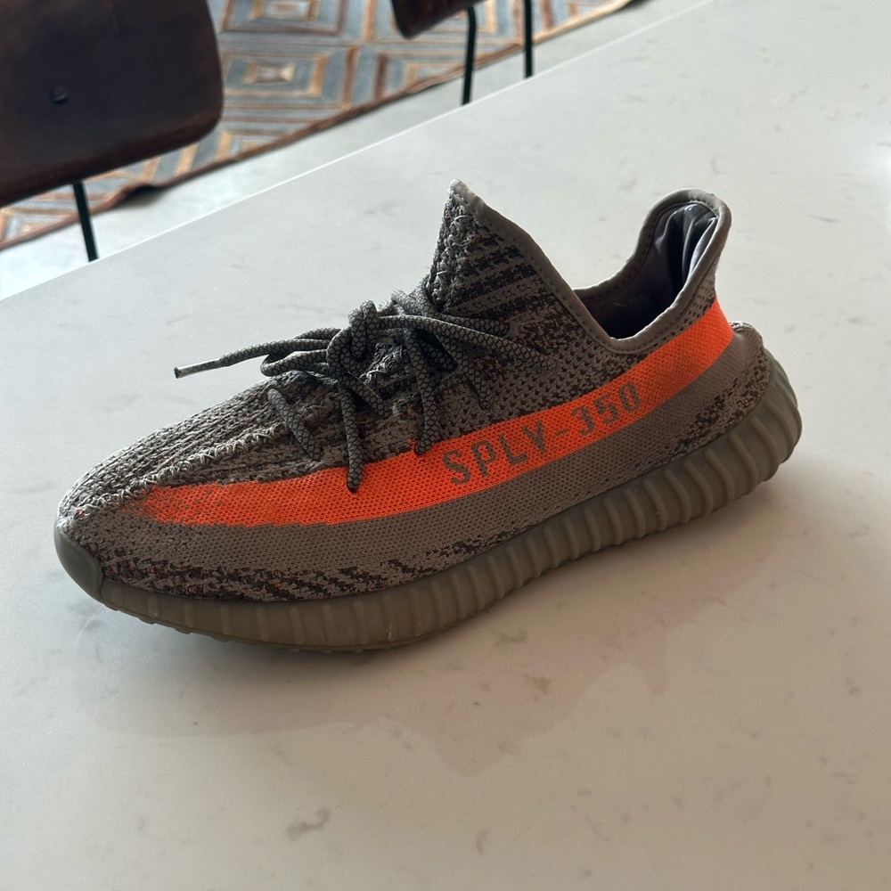 Yeezy 350 Beluga V2